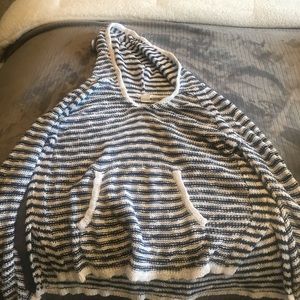 Roxy lightweight sweater